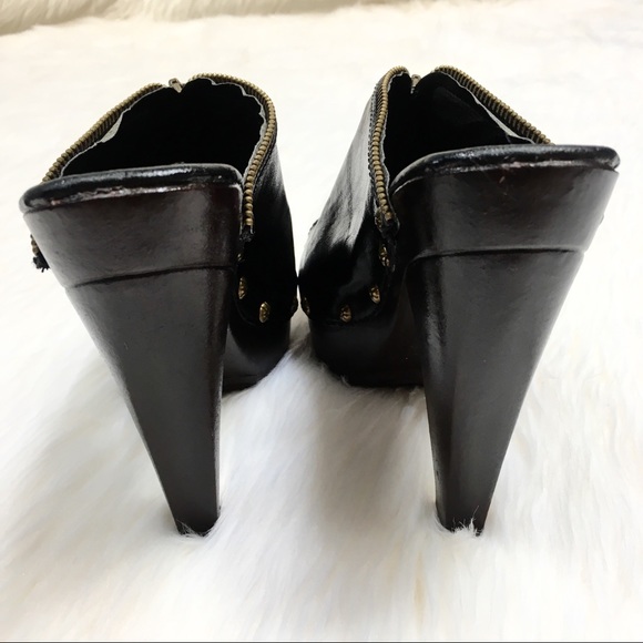 Yoki Sassy Black Platform Heels Zipper Detail 5.5 - Picture 3 of 8